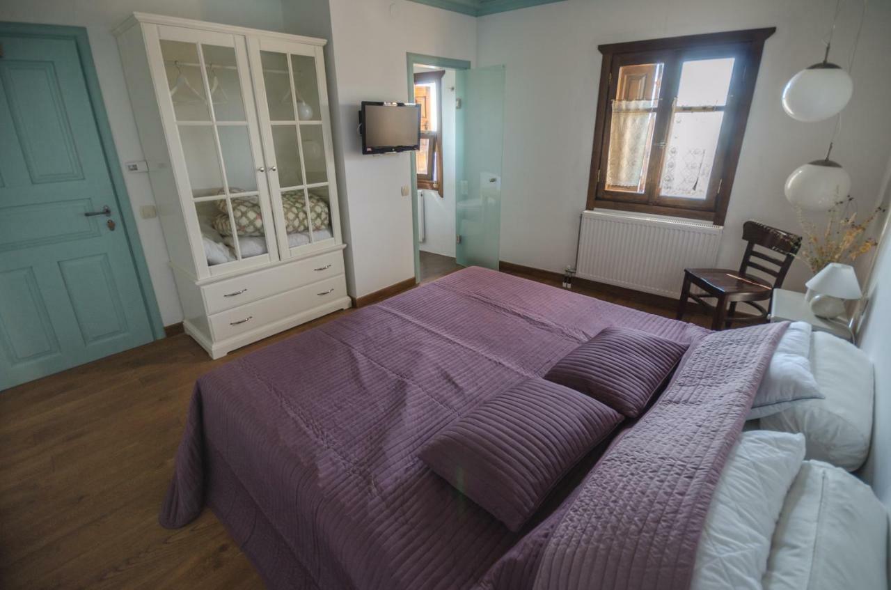 Riga'S Pinakoti Lodge Pinakátai エクステリア 写真